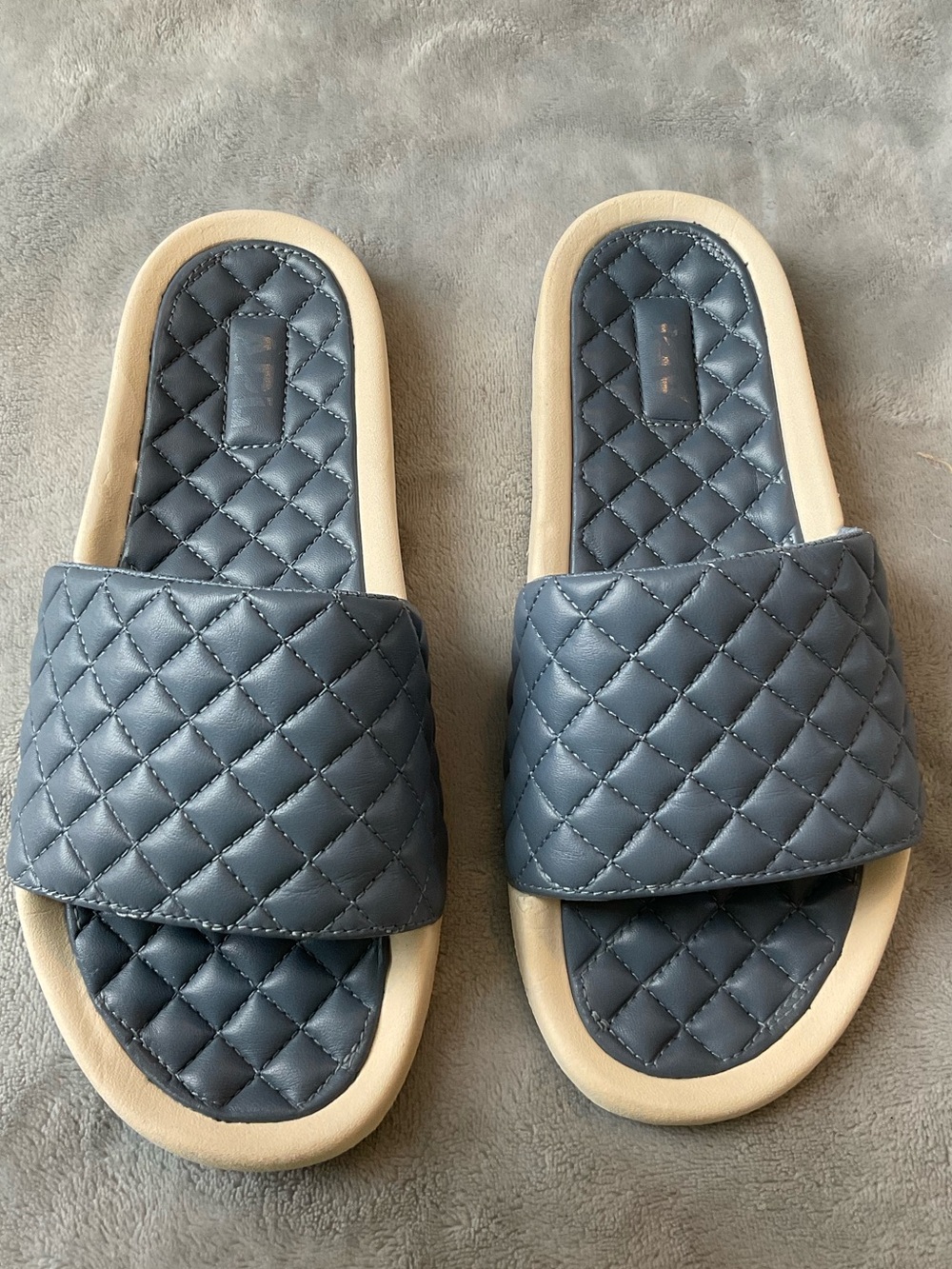 APL Women’s Lusso Slides